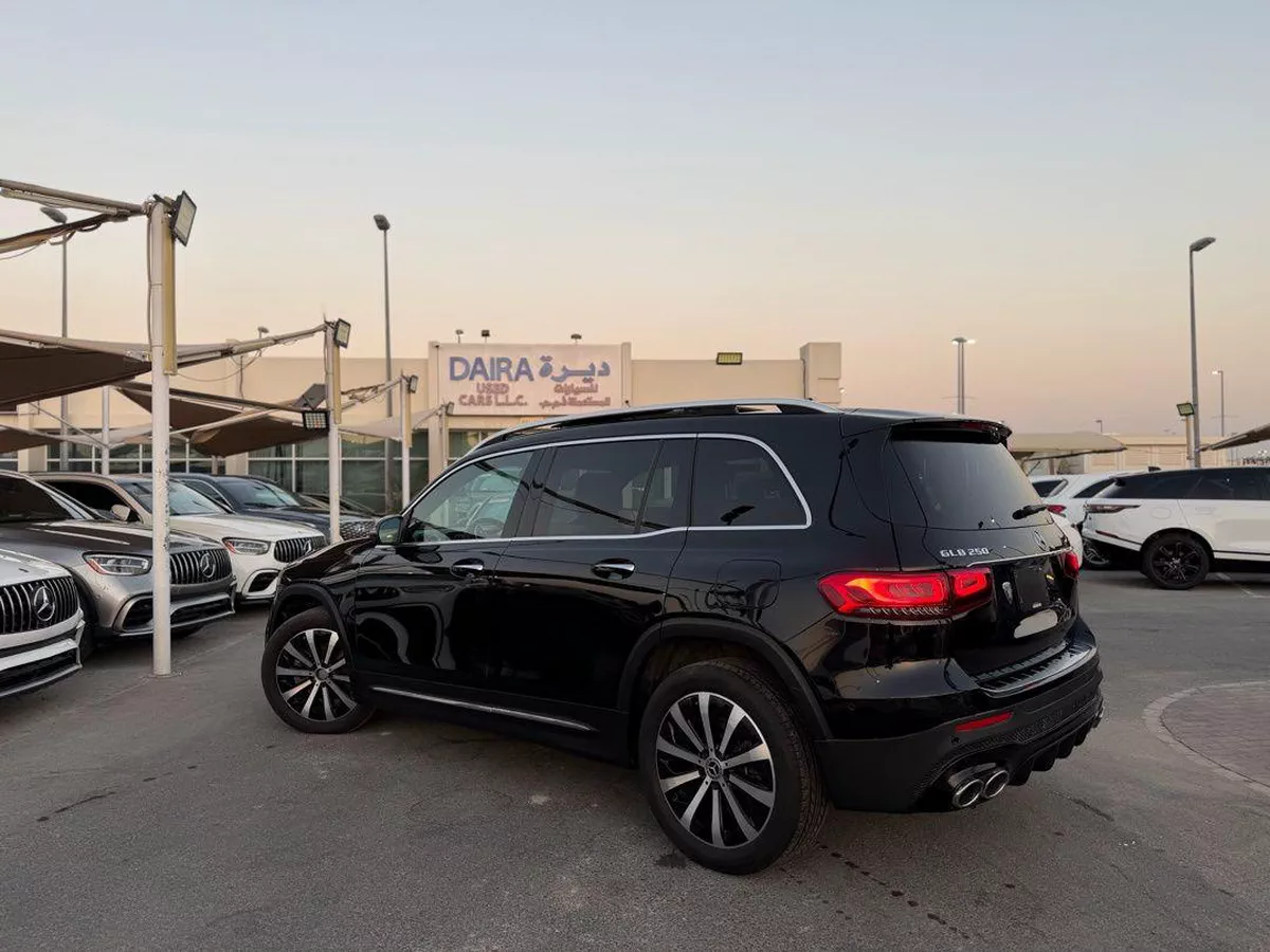 For sale Mercedes-Benz GLB AMG 35 AMG I (X247), 2.0 l, 2021 in UAE, Sharjah-3-3