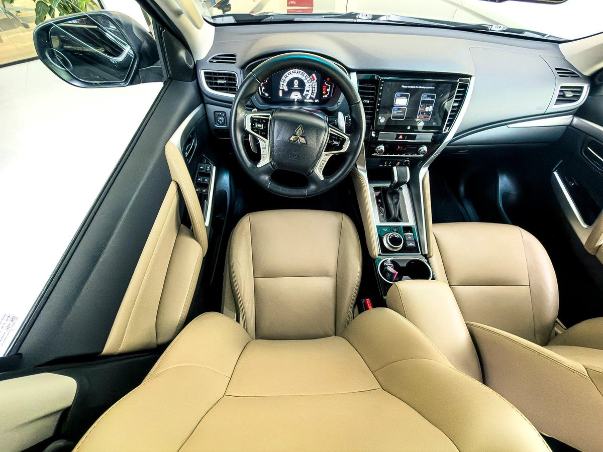 2023 Mitsubishi Montero Sport Prime Edition 3.0L V6 // EMI Starts from 1,700 AED-3-3