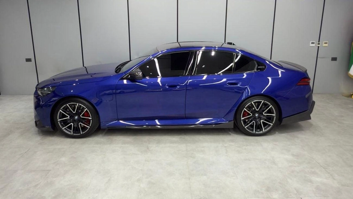 BMW M5 MASTERCLASS | GCC | 3 years warranty and service contract-24-0