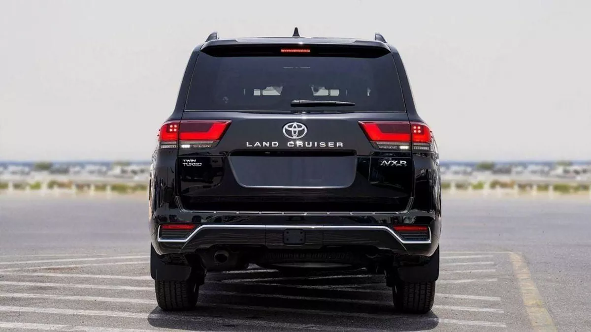 Toyota Land Cruiser VXR Toyota Land Cruiser LC300 VXR 3.3L AT Diesel full option 2026-4-0