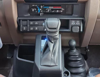 Toyota Land Cruiser 70 LC71 LX HARDTOP || 4.0L PETROL V6 A/T 4WD | DIFF LOCK | WINCH | LST, OVER FENDER (CODE # X71AFY)-15