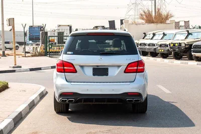 Mercedes Benz GLS 63S 2017-1