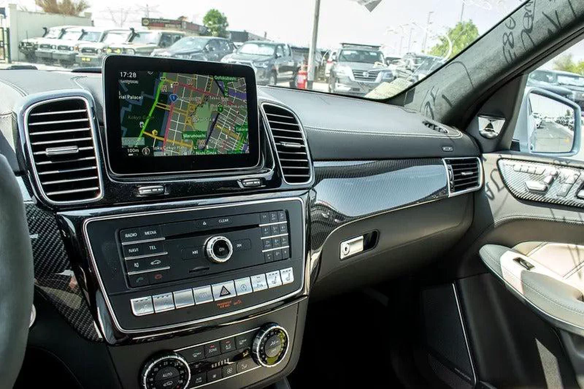 Mercedes Benz GLS 63S 2017-8-8