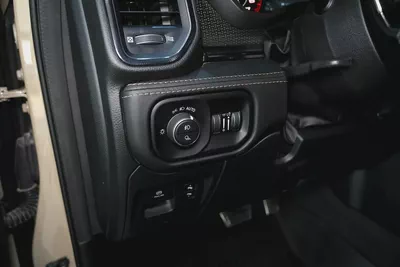 2022 - Dodge Ram TRX - V8 Perfect inside and out-13
