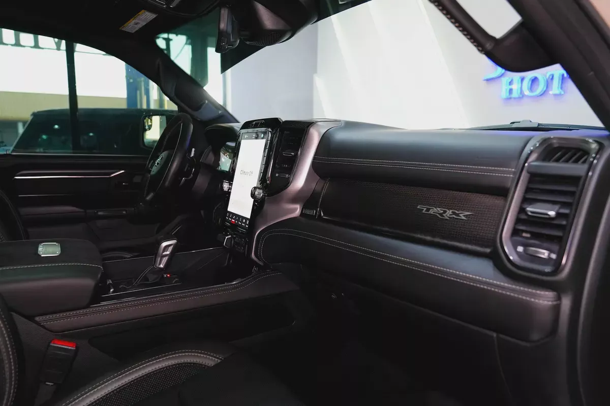 2022 - Dodge Ram TRX - V8 Perfect inside and out-17-17