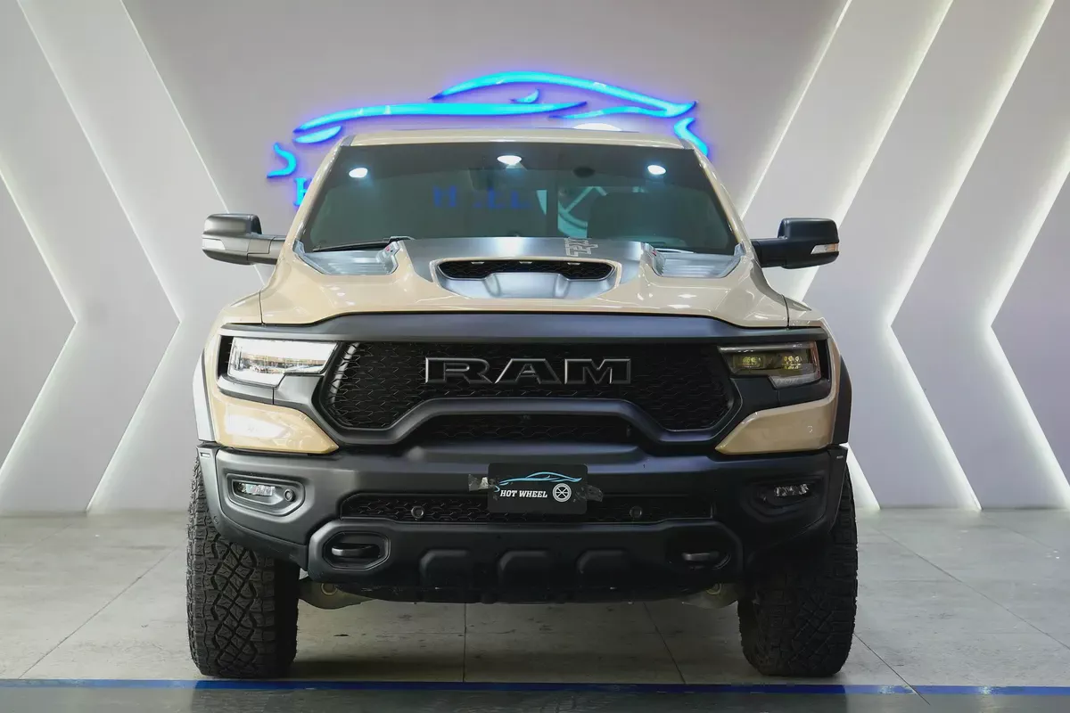 2022 - Dodge Ram TRX - V8 Perfect inside and out-2-2