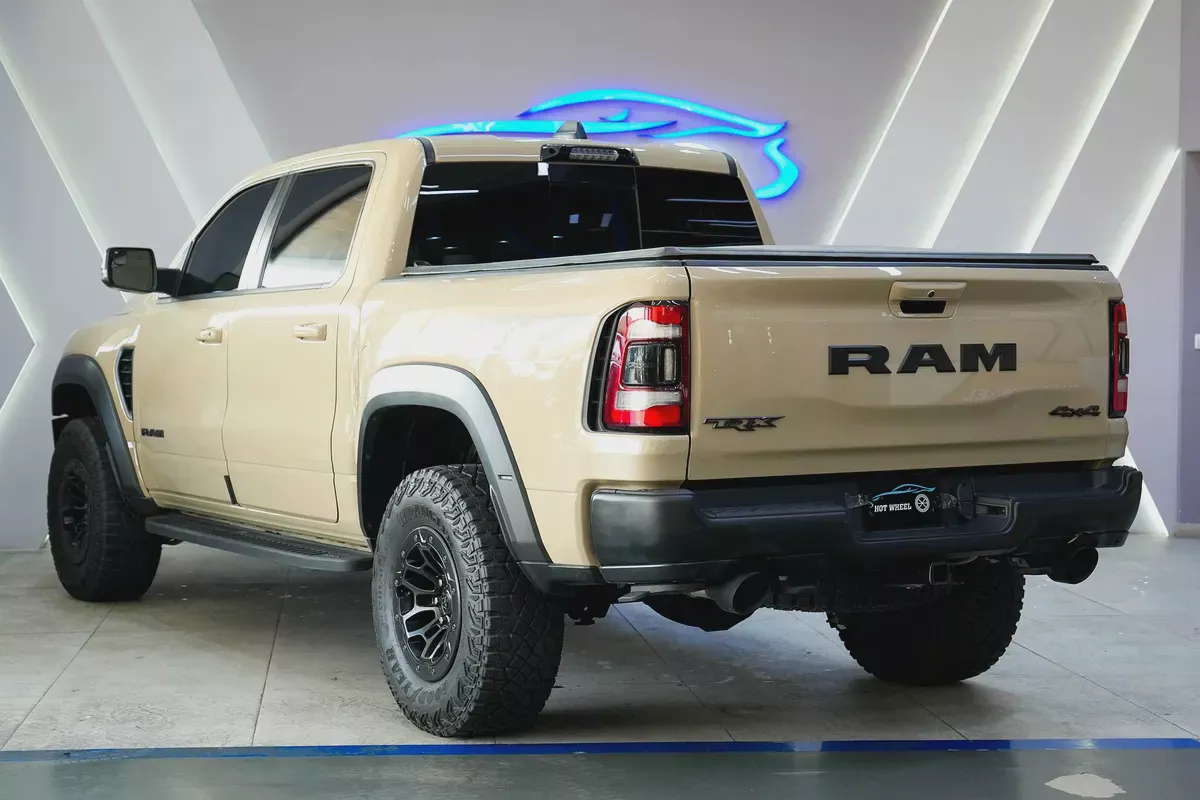 2022 - Dodge Ram TRX - V8 Perfect inside and out-5-5