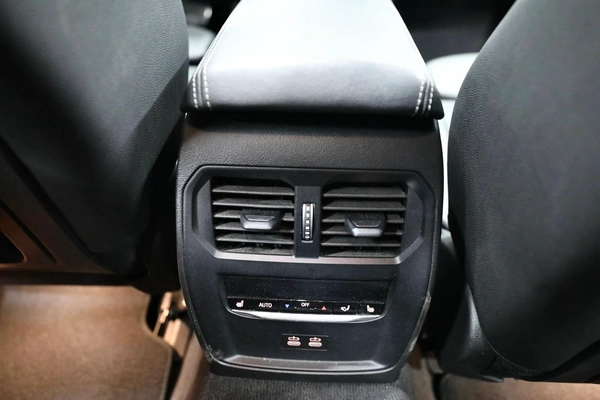 BMW | i4 eDrive40 | AED 2,500 monthly