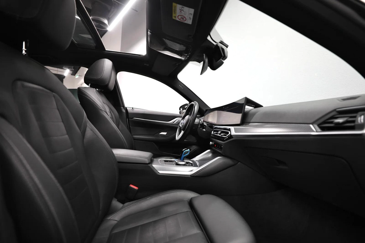 BMW | i4 eDrive40 | AED 2,500 monthly-5-5