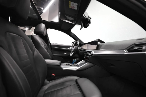 BMW | i4 eDrive40 | AED 2,500 monthly