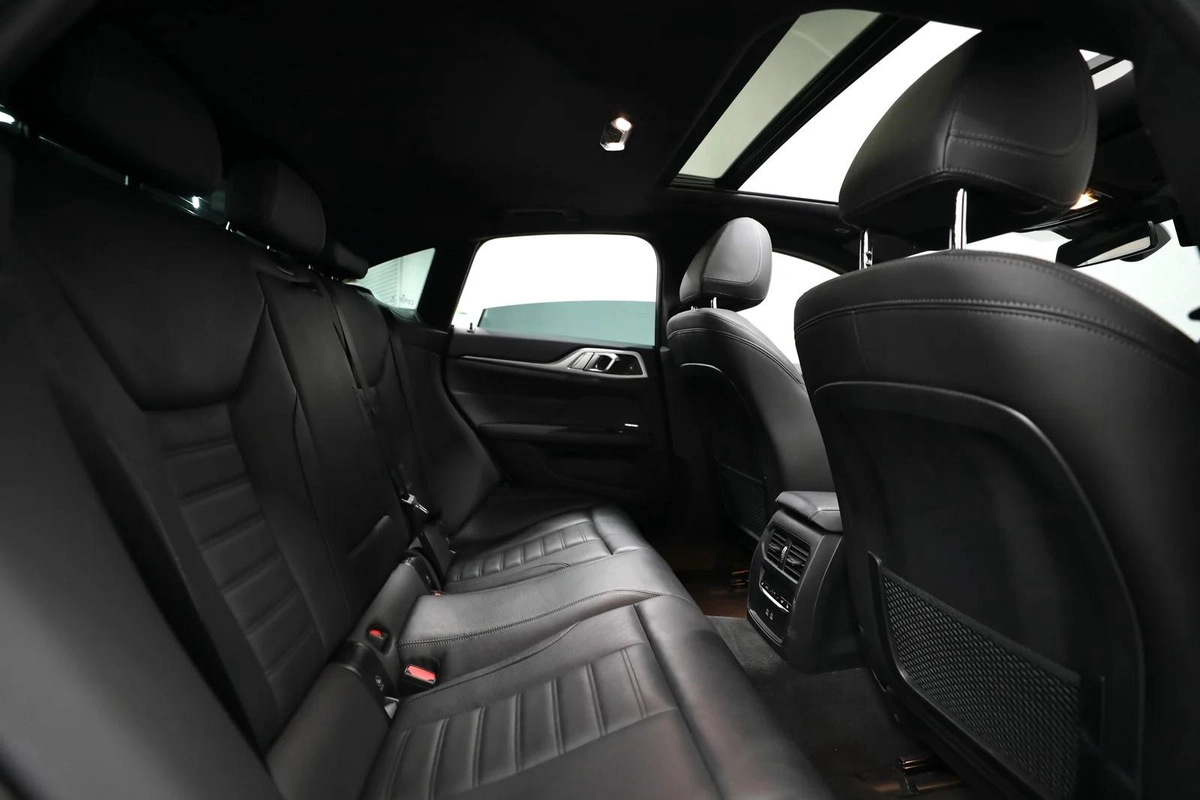 BMW | i4 eDrive40 | AED 2,500 monthly-4-4