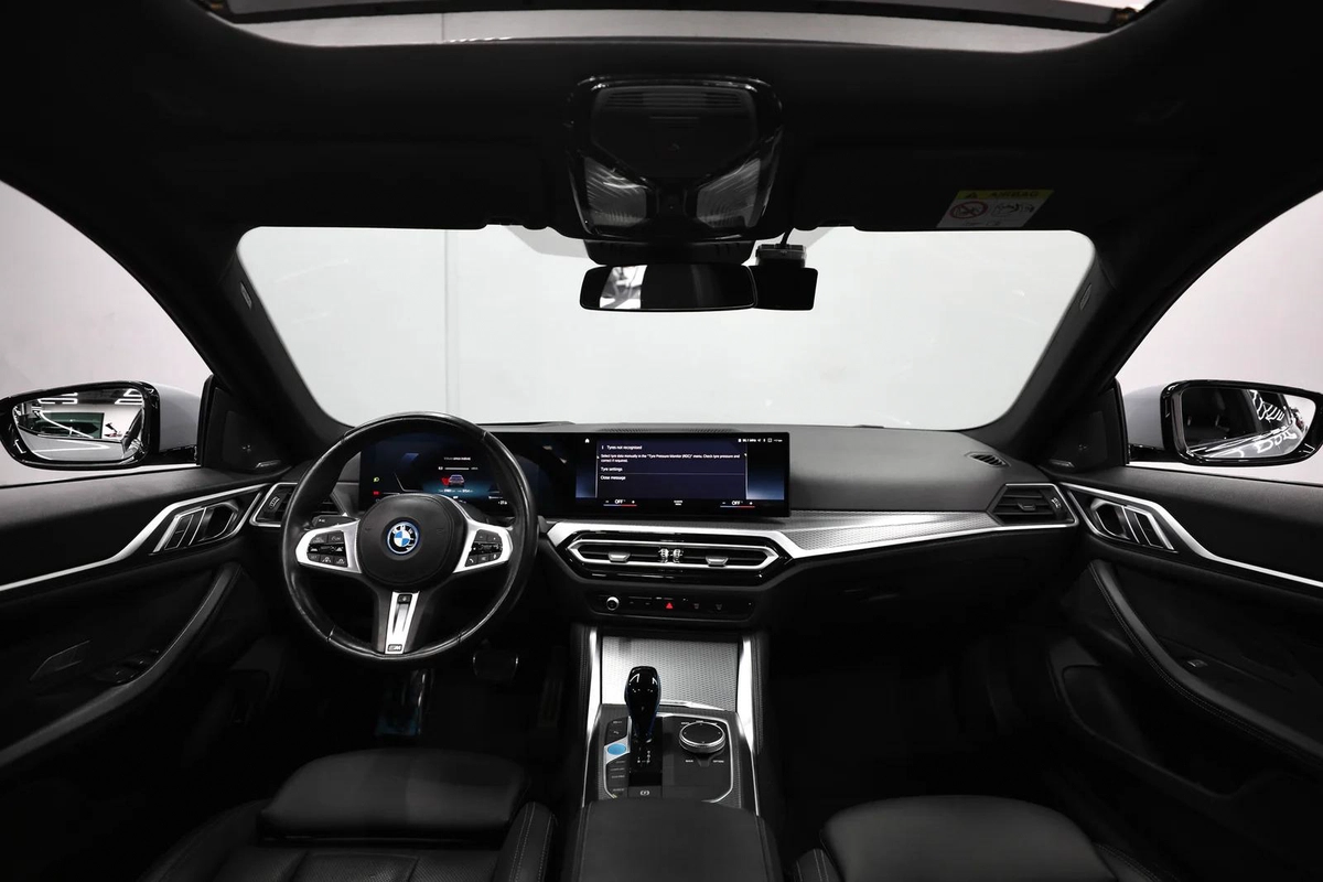 BMW | i4 eDrive40 | AED 2,500 monthly-12-12