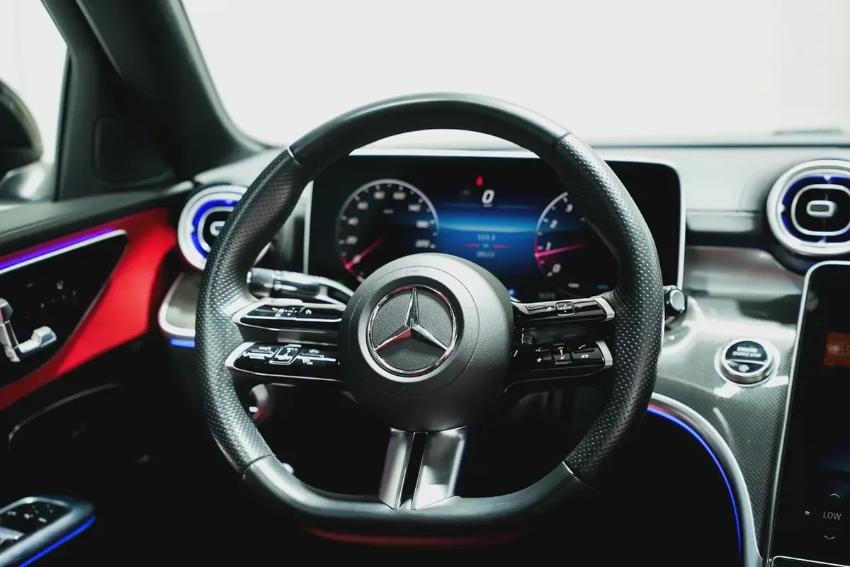 Mercedes-Benz C-Class C200 2025 GCC Specs-12-12