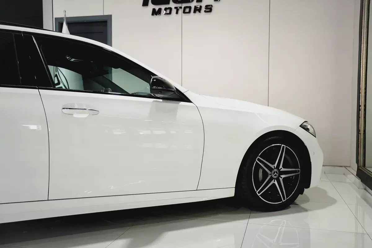 Mercedes-Benz C-Class C200 2025 GCC Specs-4-4