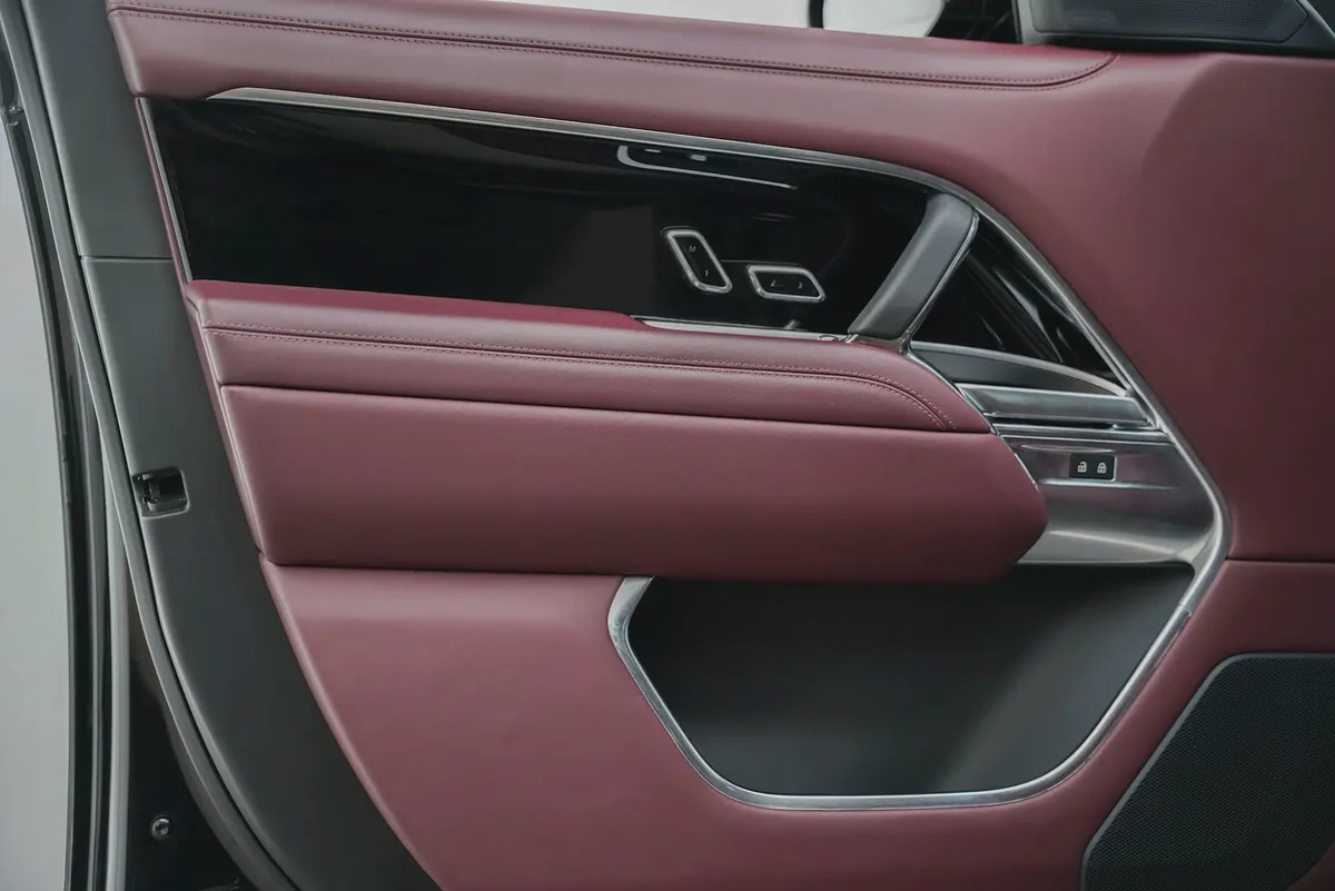 2023 Land Rover Range Rover P530 Autobiography-12-12