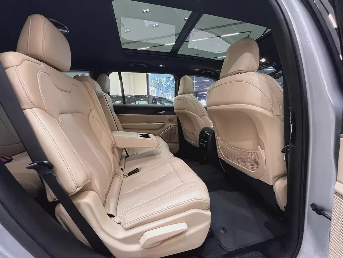 !! 2023!! Jeep | Grand Cherokee L | Limited | GCC Specs | Under Dealers Warranty | Just 55000 Driven-14-14