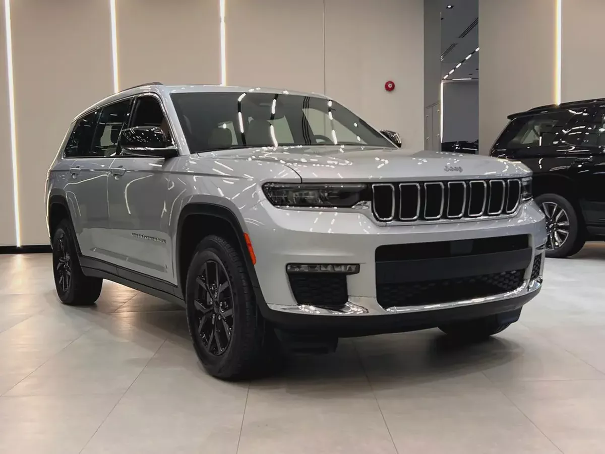 !! 2023!! Jeep | Grand Cherokee L | Limited | GCC Specs | Under Dealers Warranty | Just 55000 Driven