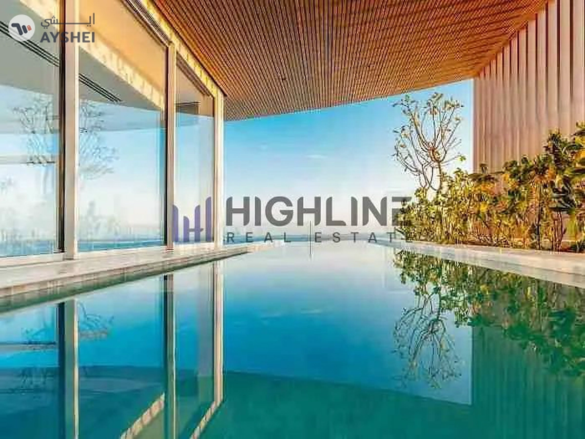 Sophisticated Vibrant Beach Luxury Villa