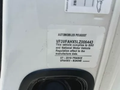 Peugeot Expert 2020 GCC Specs | Reliable Commercial Van | Well Maintained-14