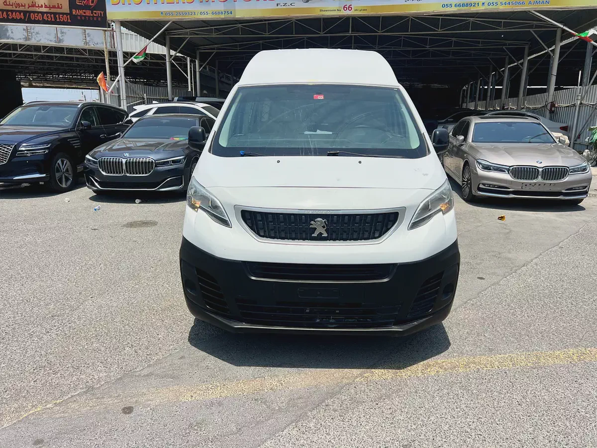 Peugeot Expert 2020 GCC Specs | Reliable Commercial Van | Well Maintained