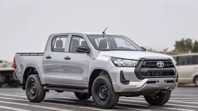 Toyota Hilux SGLX Toyota Hilux 2.4 Manual Mid Option 2024-1