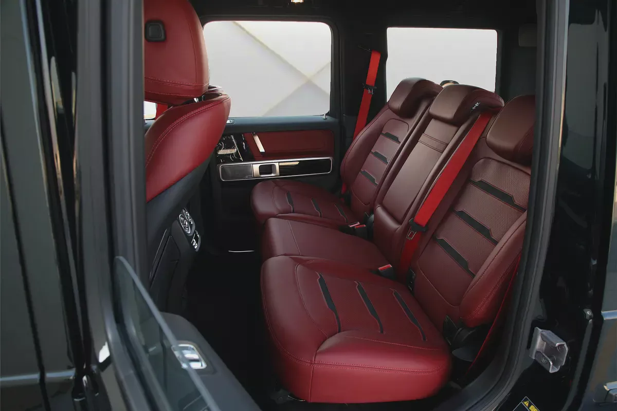 2026 MERCEDES BENZ G63 AMG - FULLY LOADED -BRAND NEW-15-15