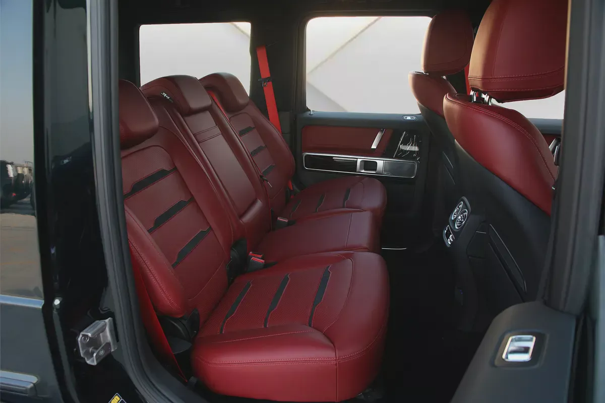 2026 MERCEDES BENZ G63 AMG - FULLY LOADED -BRAND NEW-17-17