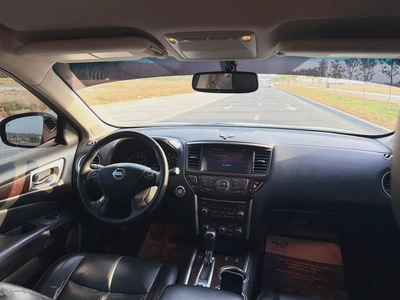 2014 Nissan Pathfinder SL | American Specs | Leather  Sunroof-10