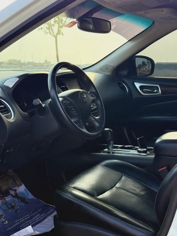 2014 Nissan Pathfinder SL | American Specs | Leather  Sunroof