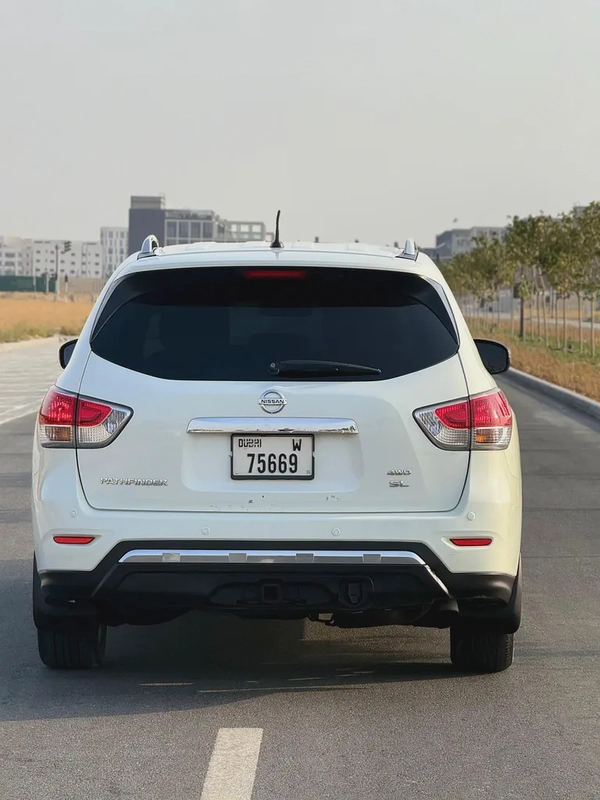 2014 Nissan Pathfinder SL | American Specs | Leather  Sunroof