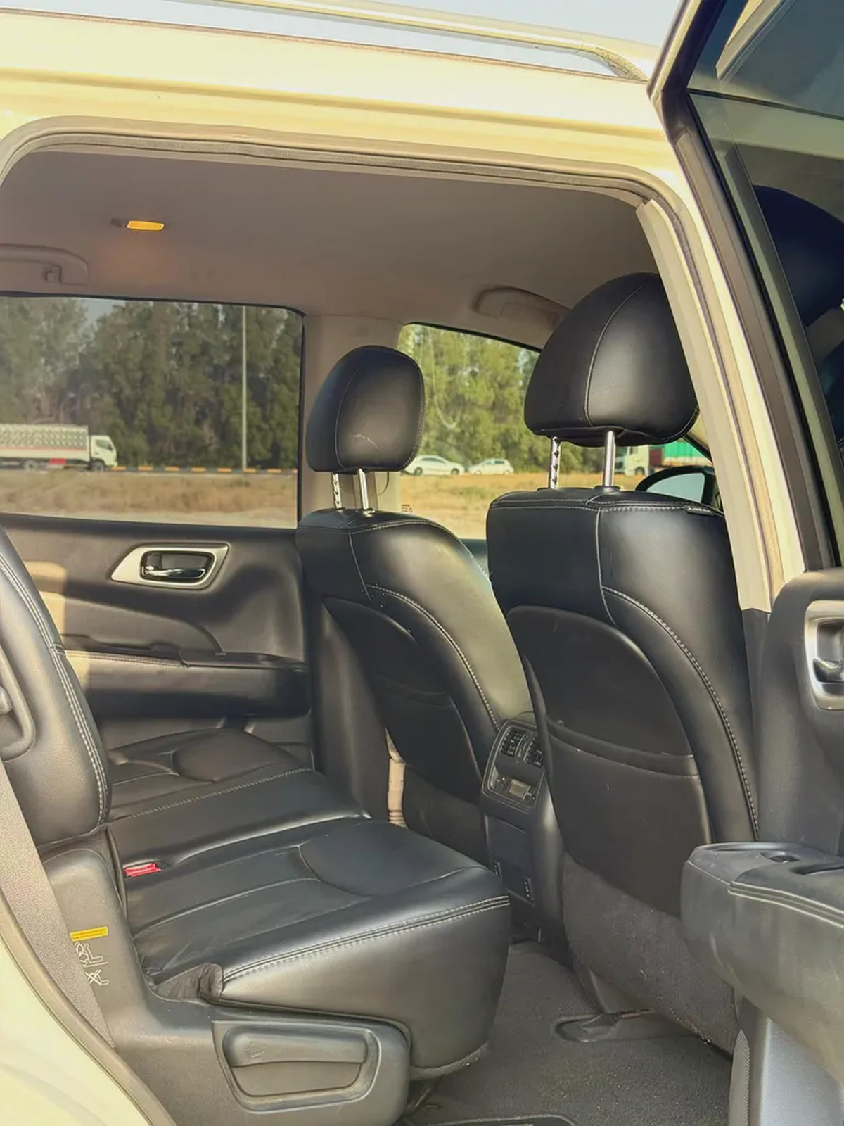 2014 Nissan Pathfinder SL | American Specs | Leather  Sunroof-8-8