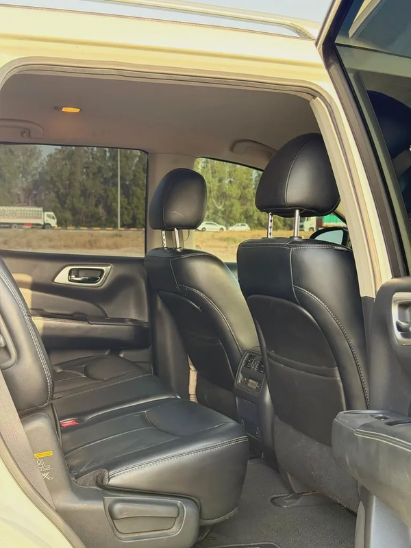 2014 Nissan Pathfinder SL | American Specs | Leather  Sunroof