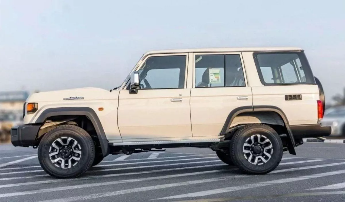 Toyota Land Cruiser 70 LC76 HT VXR HT VXR Toyota LC76 2.8l Diesel Automatic Full Option 2024-2-0