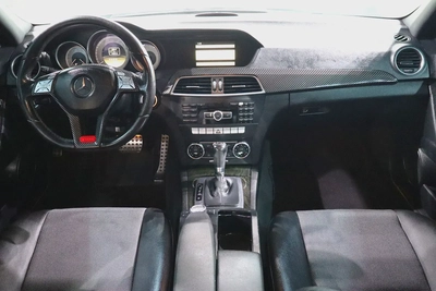 AMG Kit . Blue Efficiency . Full Option . GCC Specs . Excellent Condition-10