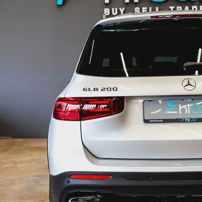 AED 3,544 P.M • 0% Downpayment • Mercedes-Benz GLB 200  • Agency Warranty-5