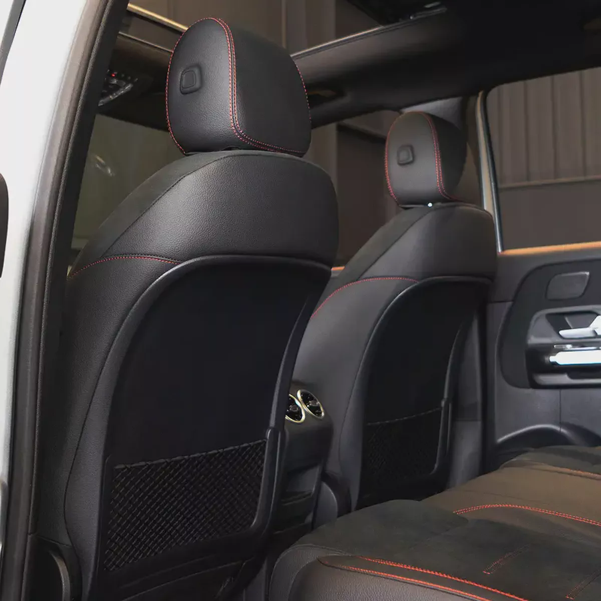 AED 3,544 P.M • 0% Downpayment • Mercedes-Benz GLB 200  • Agency Warranty-14-14
