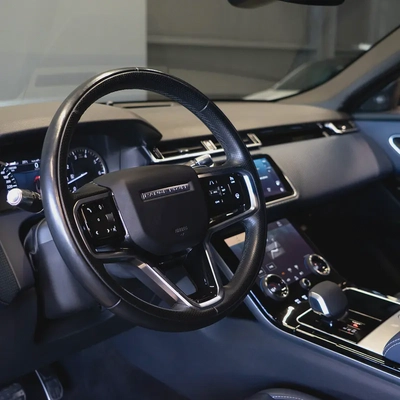 AED 2,969 p.m • 0% Downpayment • Velar R-Dynamic  • 1 Year Warranty  • Full Service History-8