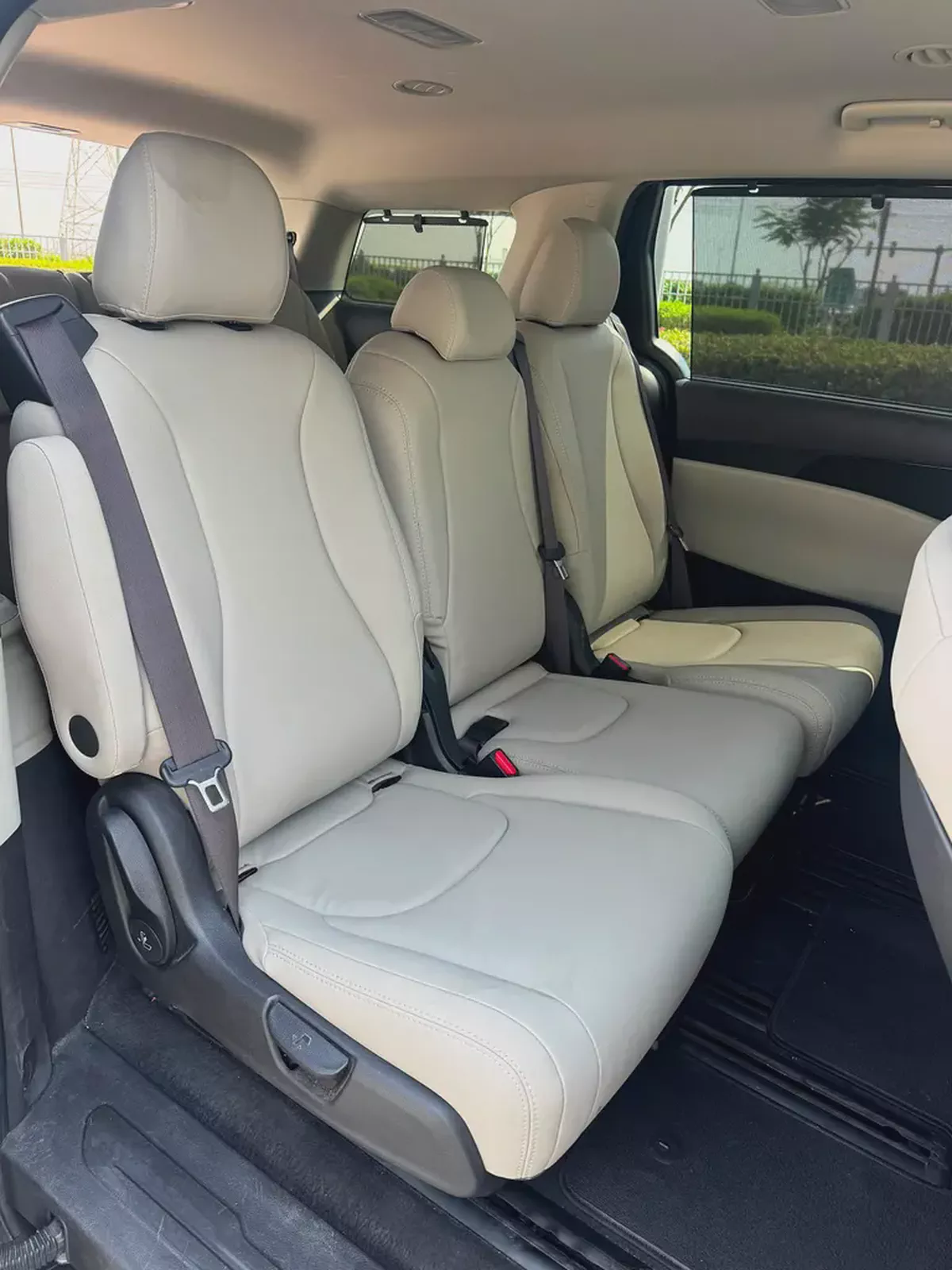 Kia Carnival 2022 Korean Specs - Premium Family Minivan-7-7