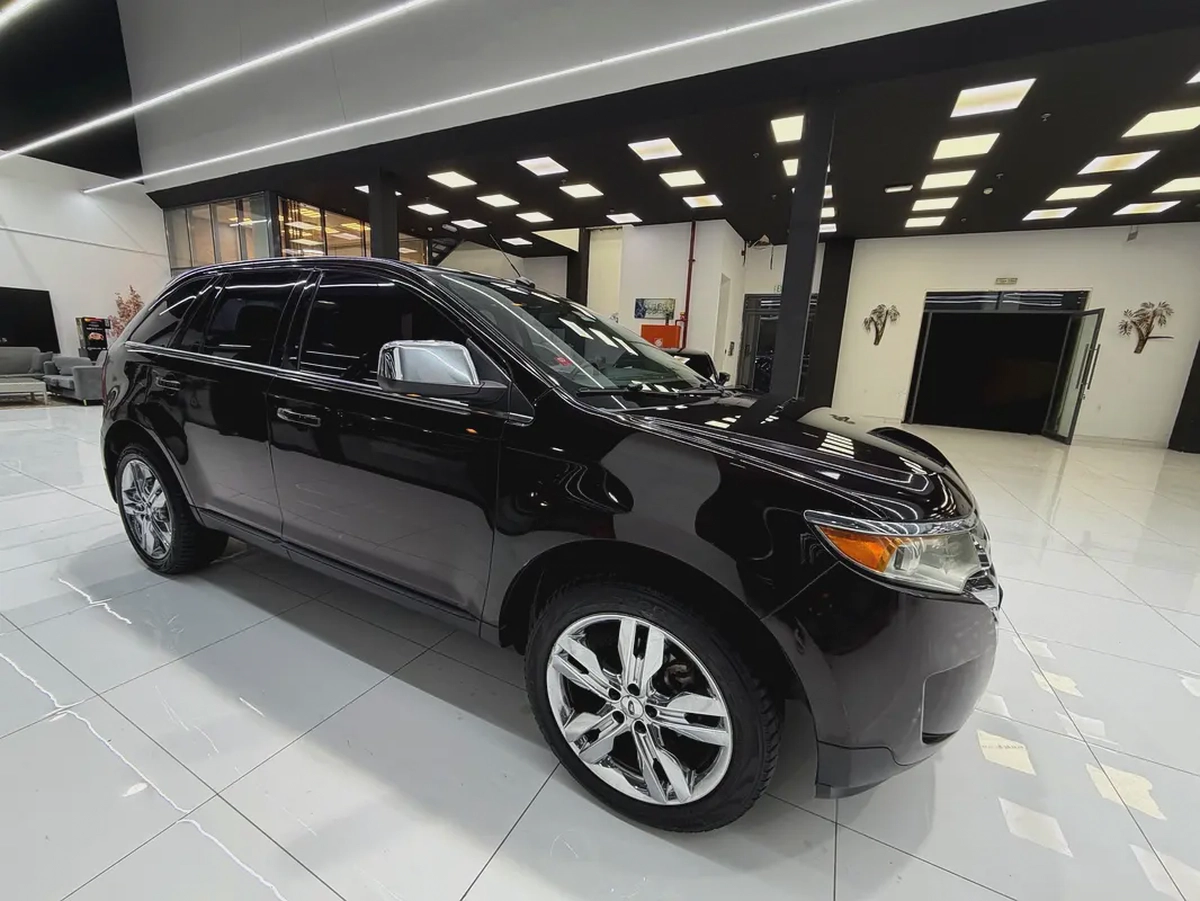 Ford Edge Full option Gcc-2-2