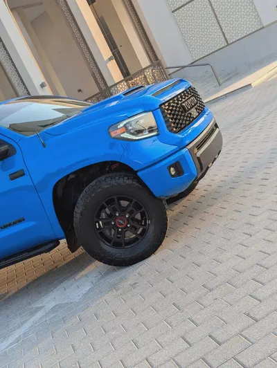 TOYOTA TUNDRA 2019 AMERICAN SPECIFICATION INTERIOR AND EXTERIOR EXCELLENT CONDITION-6