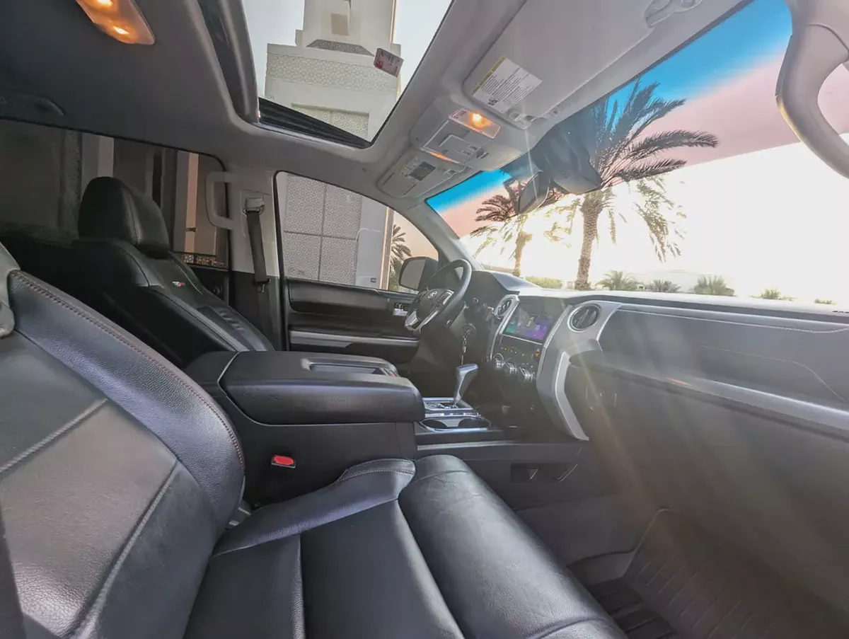 TOYOTA TUNDRA 2019 AMERICAN SPECIFICATION INTERIOR AND EXTERIOR EXCELLENT CONDITION-11-11