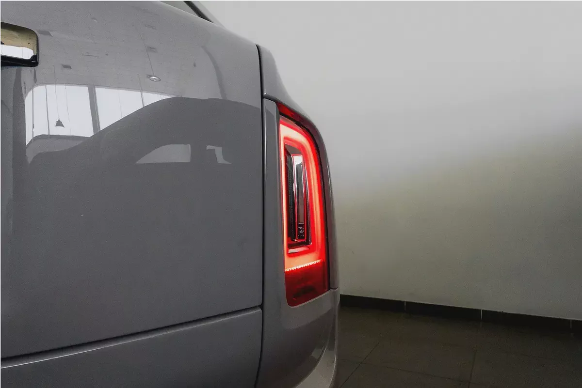 24,610 AED / month | 60 months | 0% DP | 2022 Rolls Royce Cullinan Black Badge-18-18
