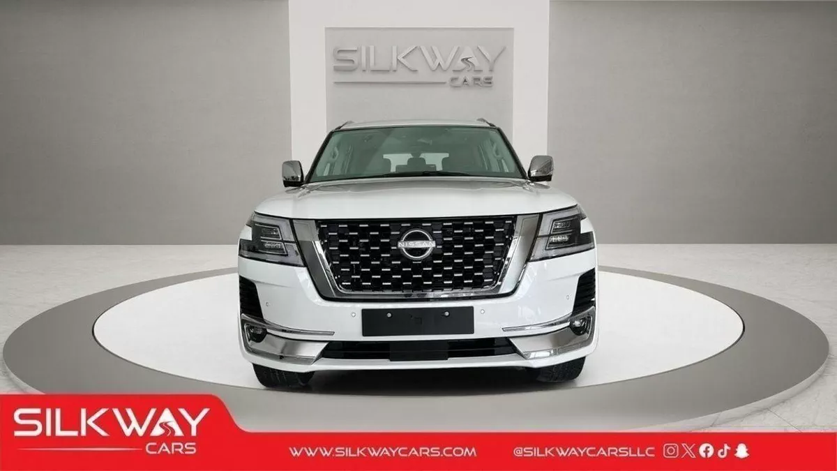 Nissan Patrol LE PLATINUM CITY Nissan Patrol 2024 5.6L 0KM (Export ONLY)-1-0