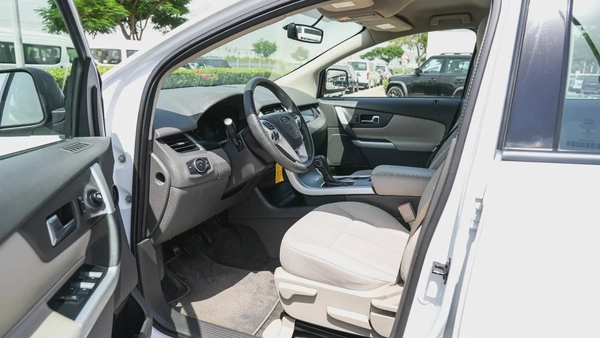 FORD EDGE 2015 GCC SPECS!! FULL SERVICE HISTORY FROM AL TAYER