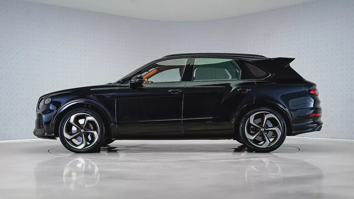 2022 Bentley Bentayga V8 S | GCC Specs | 1 Year Unlimited Warranty | Excellent Condition-9-9