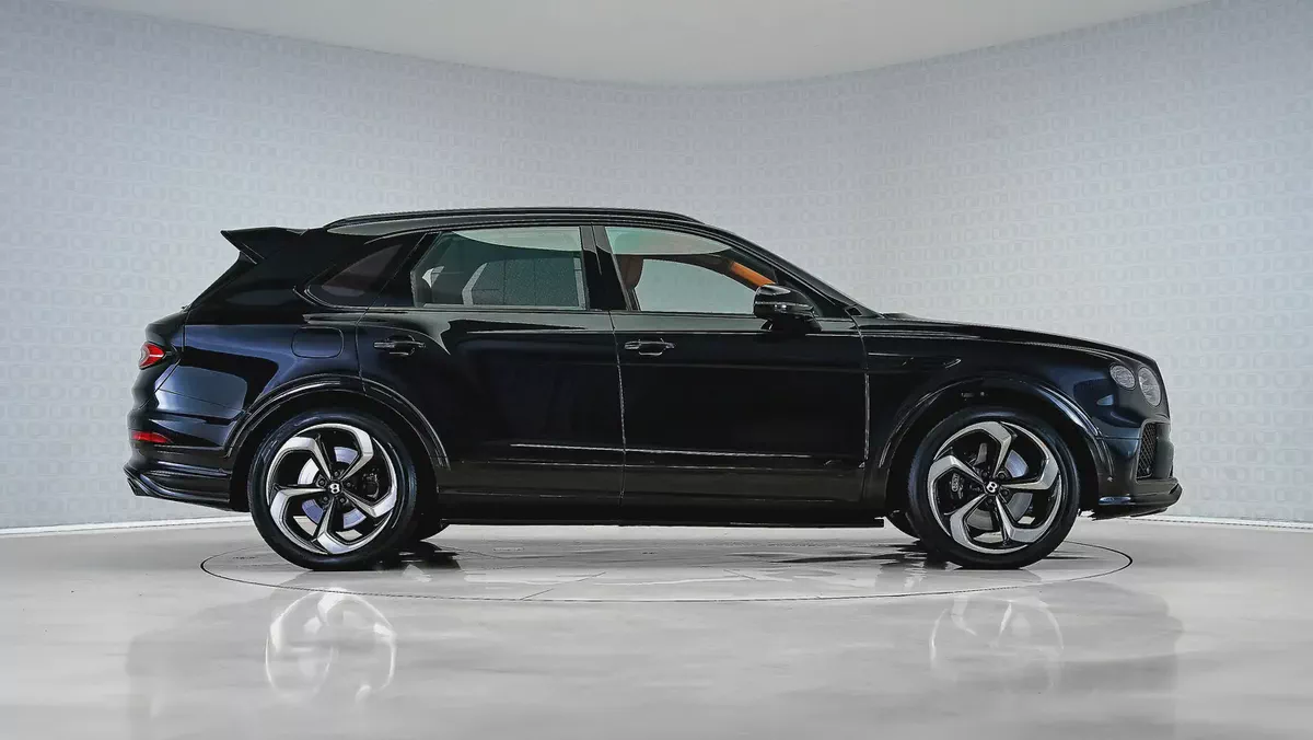 2022 Bentley Bentayga V8 S | GCC Specs | 1 Year Unlimited Warranty | Excellent Condition-2-2