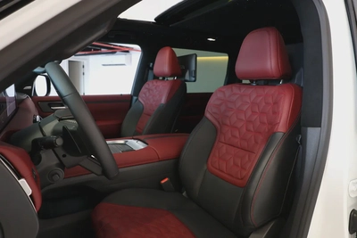 PATROL LE PLATINUM CITY ( 3.5L V6 TWINTURBO ) - 2,600 KM ONLY - GCC SPECS - WARRANTY / SERVICE --11