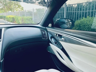 Infiniti Q60 Premium 2018 50th anniversary edition| GCC Specs | Pristine Condition-12