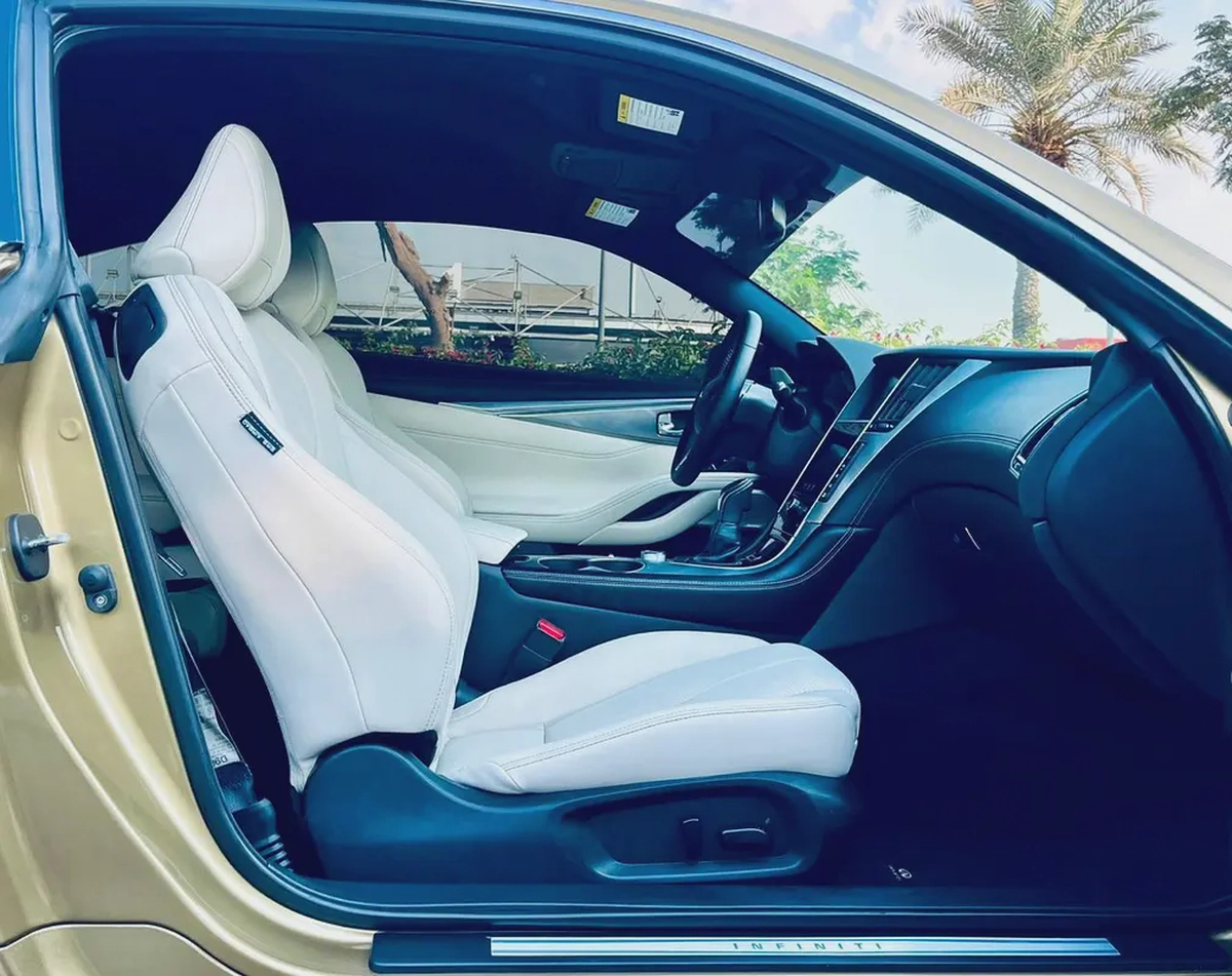 Infiniti Q60 Premium 2018 50th anniversary edition| GCC Specs | Pristine Condition