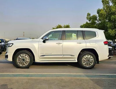 Toyota Land Cruiser VXR TWIN TURBO HYBRID || 3.5L PETROL V6 / RADAR / FULL OPTION (CODE# LC3HVXRH)-2